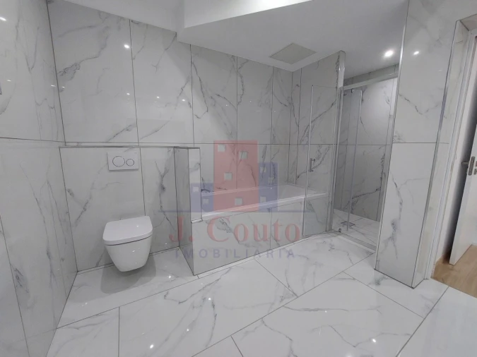 Moradia T3 para Venda em Caldas da Rainha - Santo Onofre e Serra do Bouro Foto 41