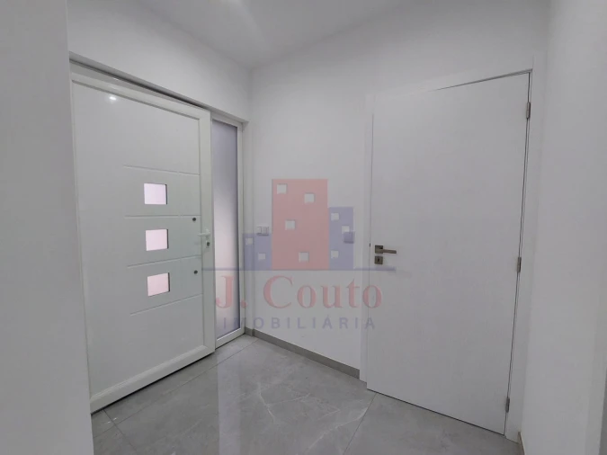 Moradia T3 para Venda em Caldas da Rainha - Santo Onofre e Serra do Bouro Foto 22