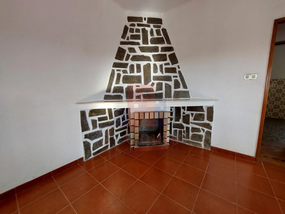 Moradia T3 para Venda em Alvorninha Foto 7