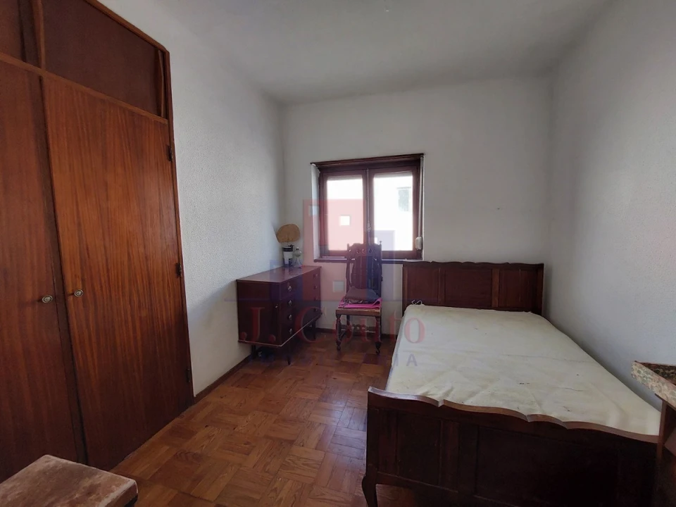 Moradia T3 para Venda em Alvorninha Foto 10