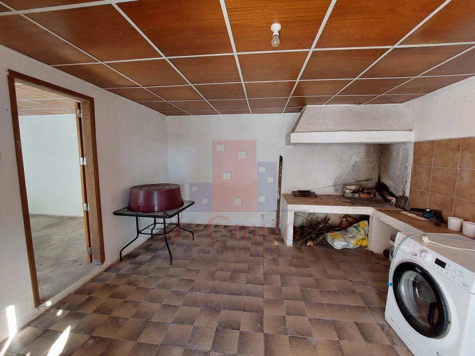 Moradia T3 para Venda em Alvorninha Foto 18