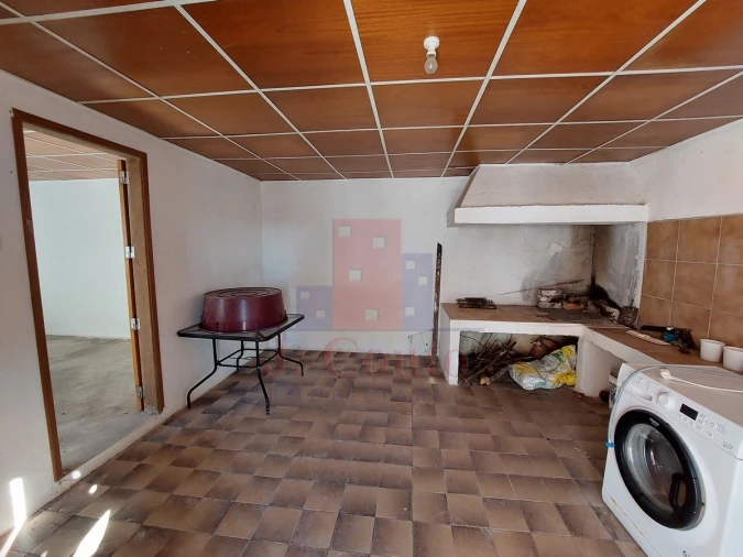 Moradia T3 para Venda em Alvorninha Foto 18