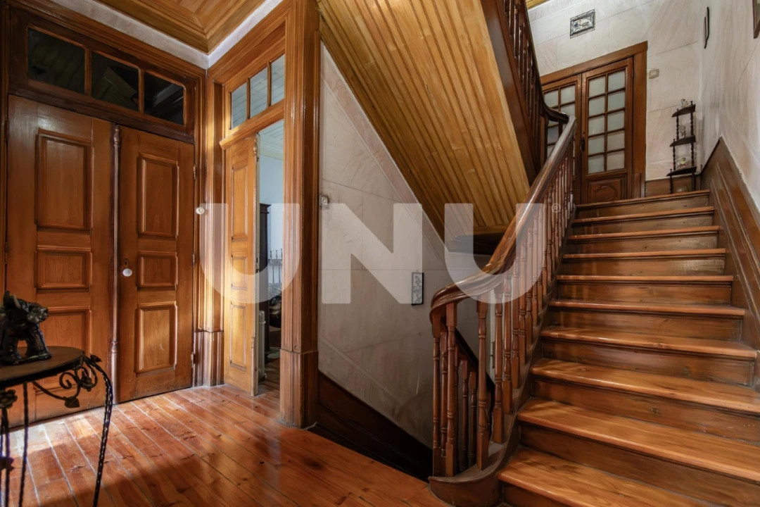 Prédio para Venda em Tortosendo Foto 6