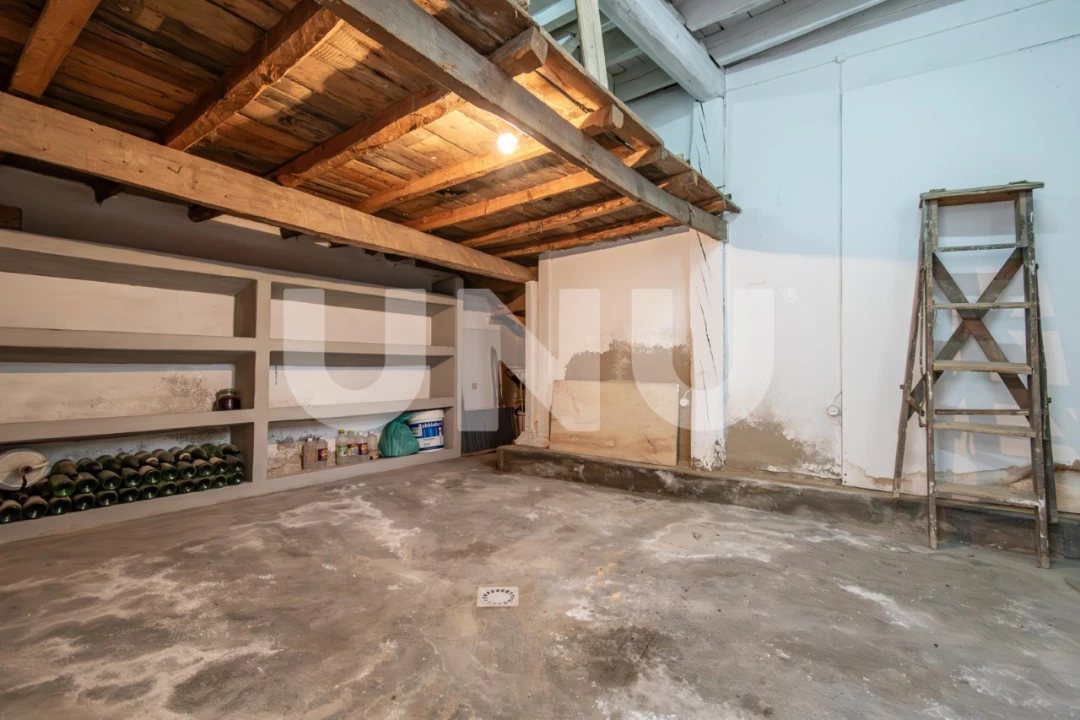 Prédio para Venda em Tortosendo Foto 50