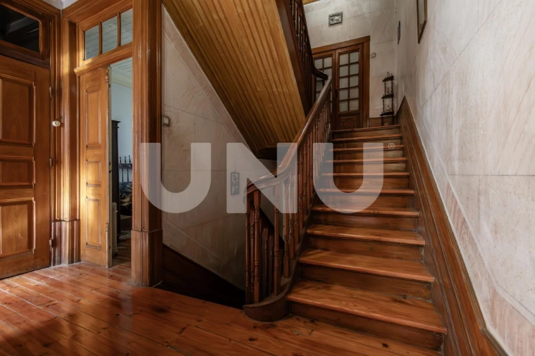 Prédio para Venda em Tortosendo Foto 15