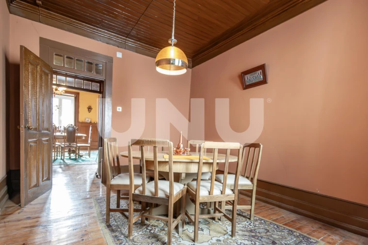 Prédio para Venda em Tortosendo Foto 22