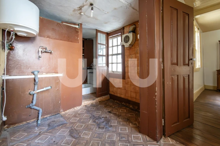 Prédio para Venda em Tortosendo Foto 57