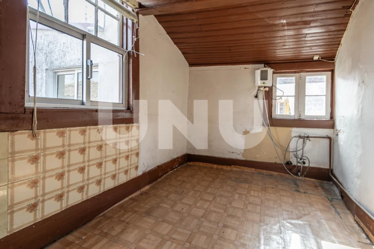 Prédio para Venda em Tortosendo Foto 63