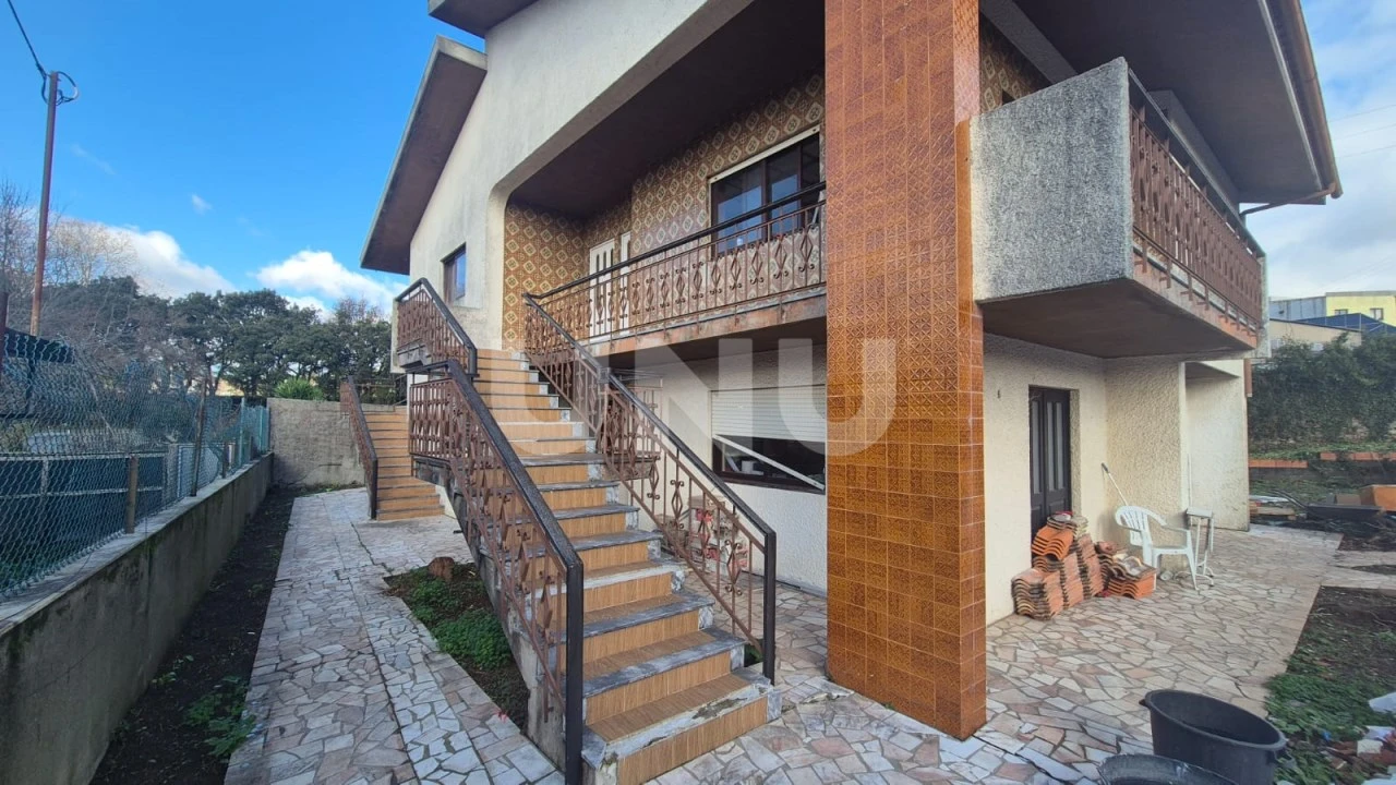 Moradia T3 para Venda em Santa Maria de Lamas Foto 6