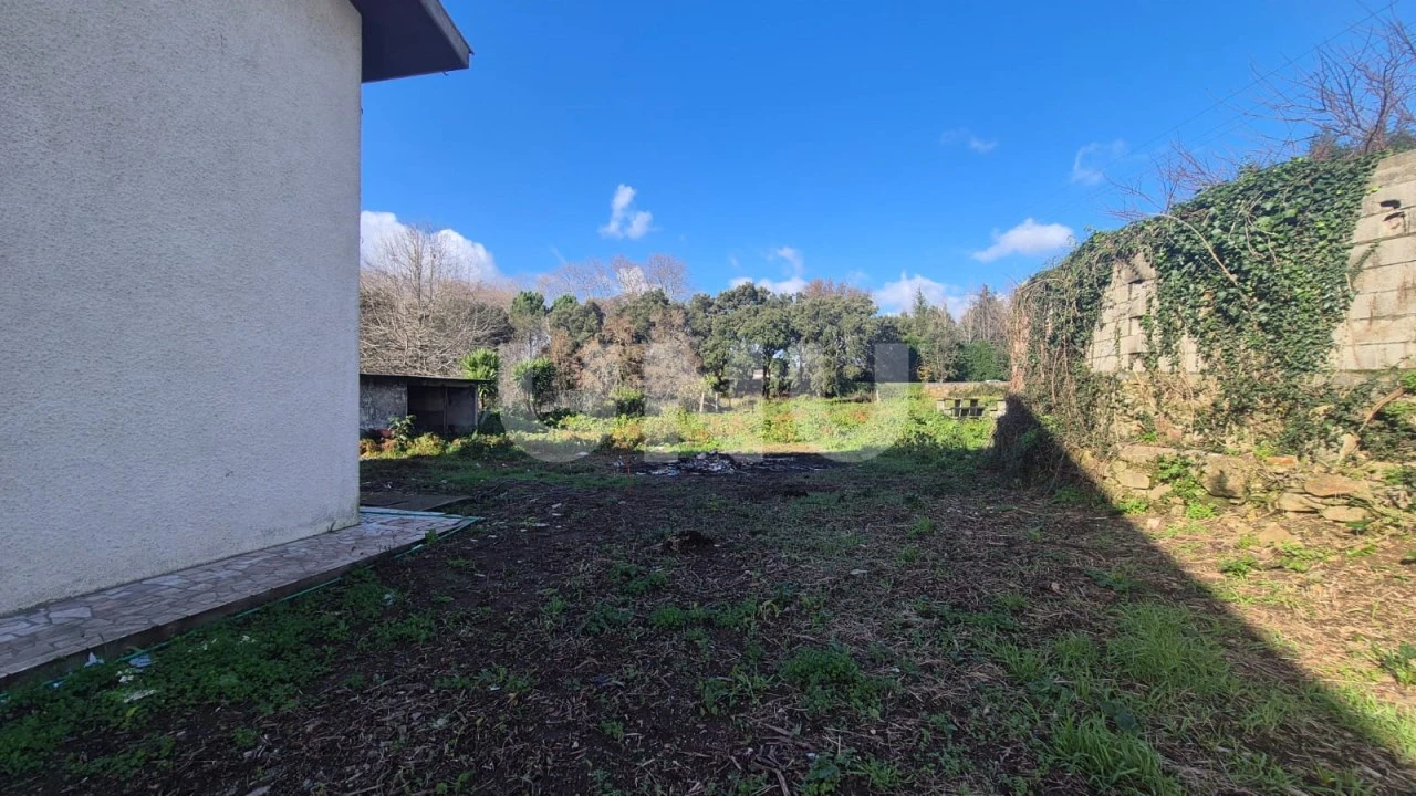 Moradia T3 para Venda em Santa Maria de Lamas Foto 41