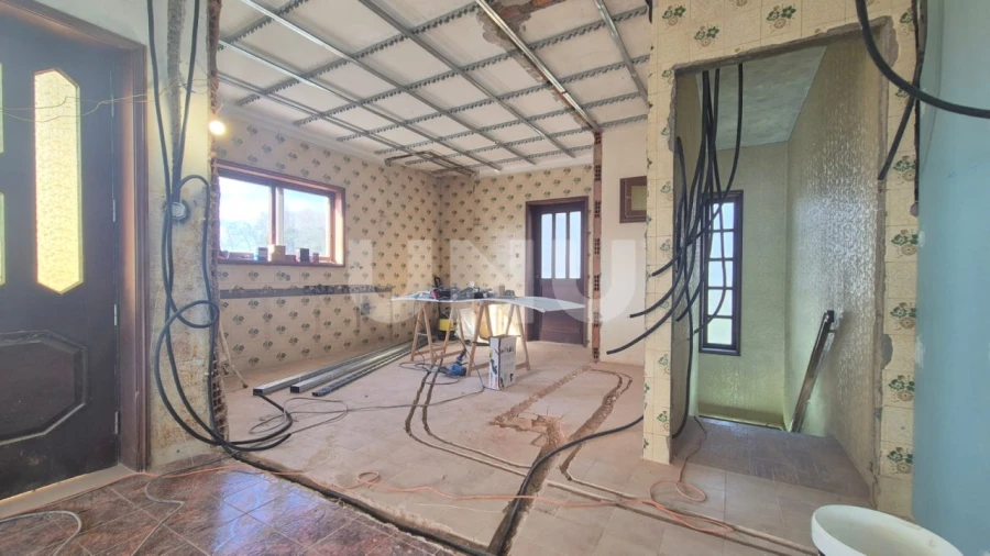 Moradia T3 para Venda em Santa Maria de Lamas Foto 12