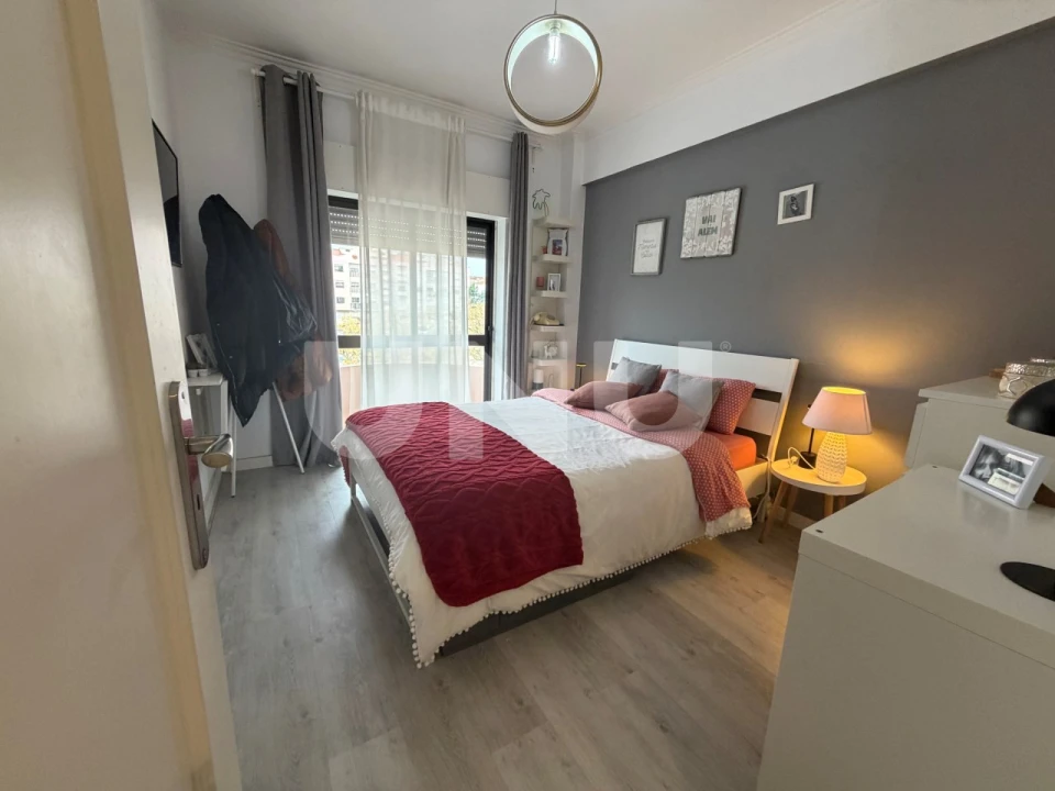 Apartamento T3 para Venda em Seixal, Arrentela e Aldeia de Paio Pires Foto 7