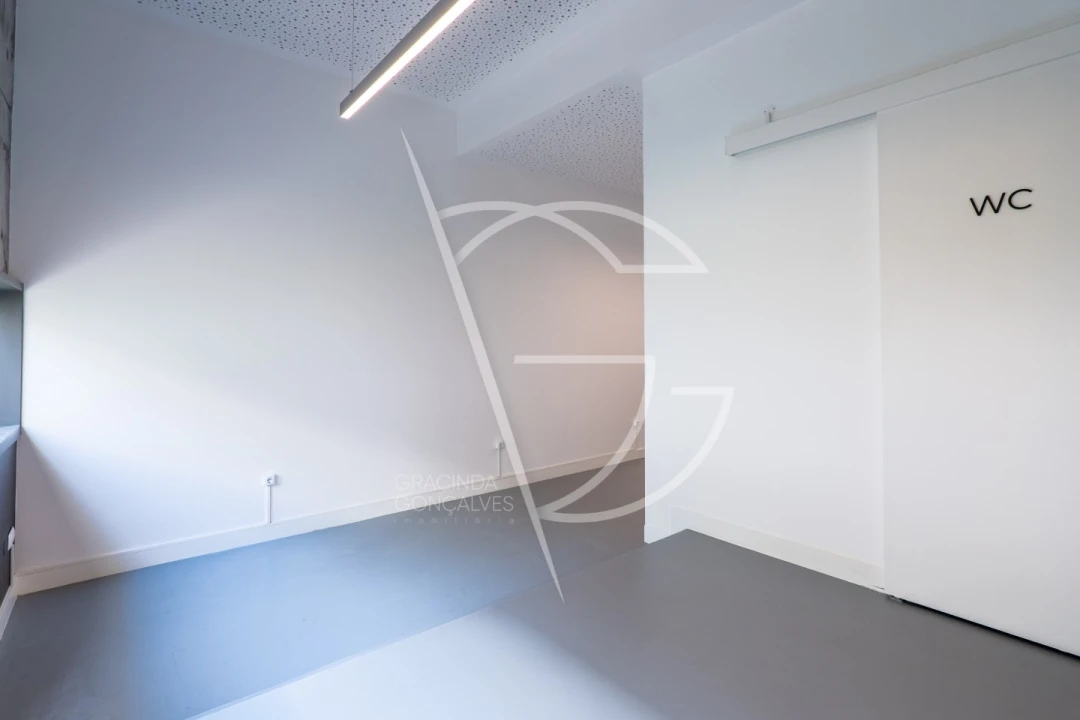 Loja para Venda em Matosinhos e Leça da Palmeira Foto 14