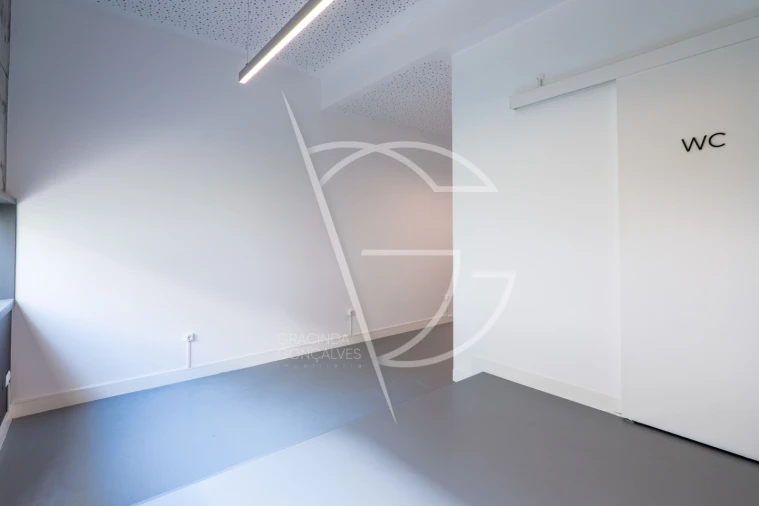 Loja para Venda em Matosinhos e Leça da Palmeira Foto 14