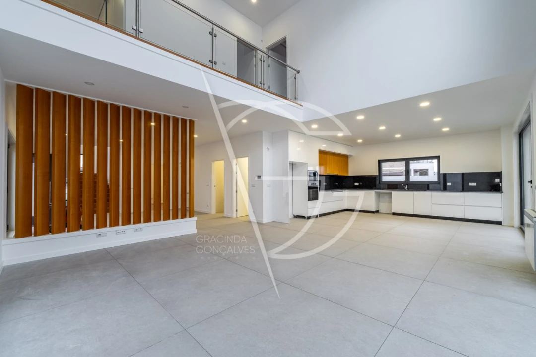 Moradia T4 para Venda em Mirandela Foto 2