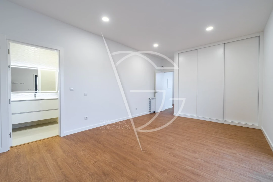 Moradia T4 para Venda em Mirandela Foto 19