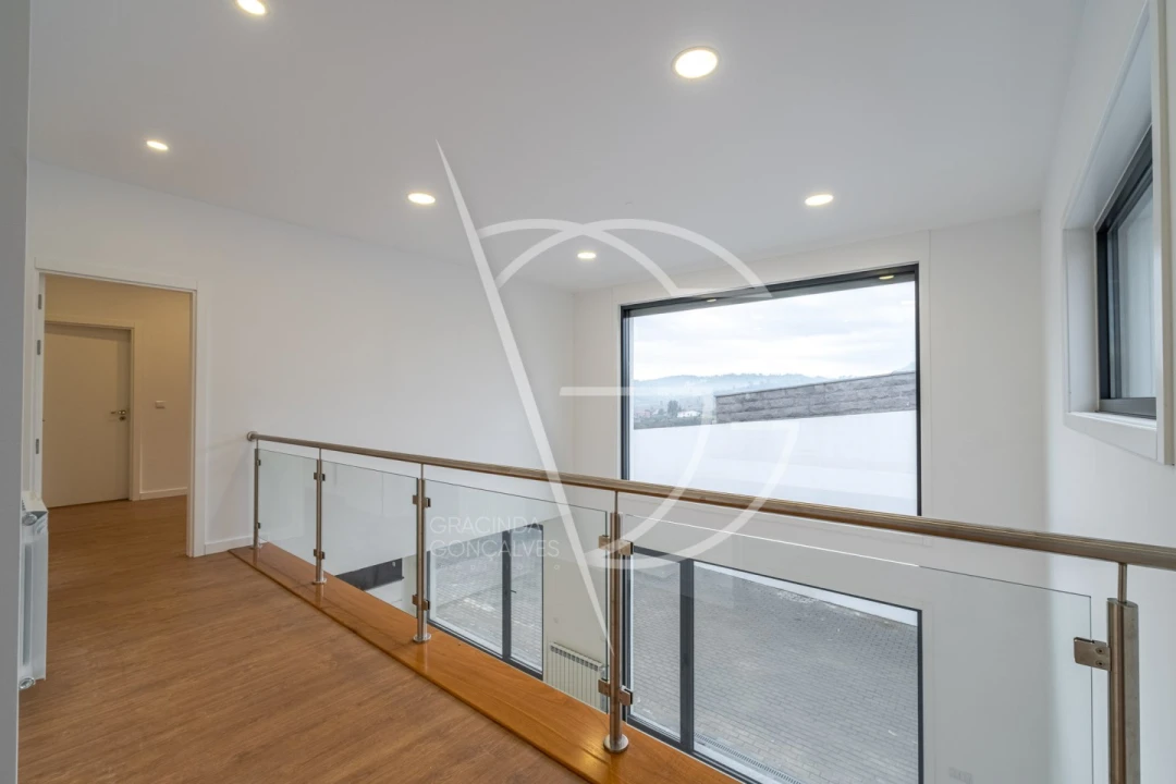 Moradia T4 para Venda em Mirandela Foto 22