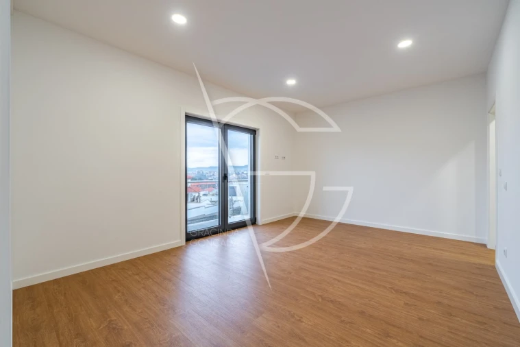 Moradia T4 para Venda em Mirandela Foto 12