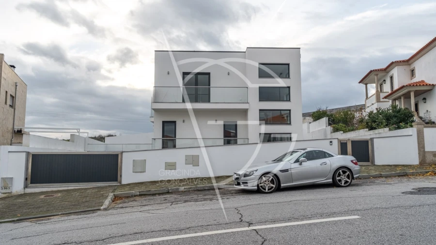 Moradia T4 para Venda em Mirandela