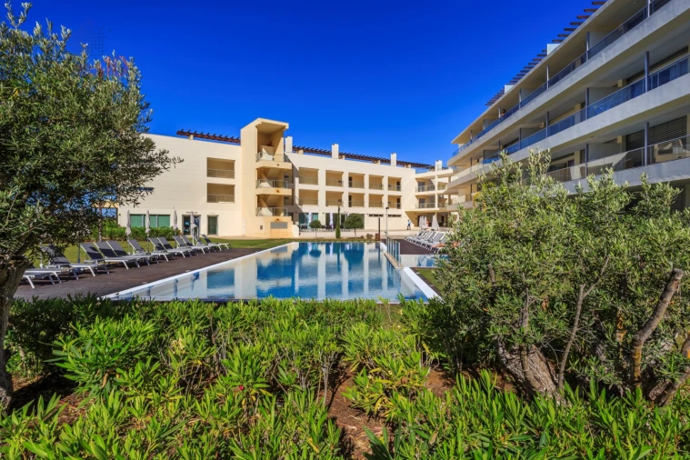 Moradia T3 para Venda em Quarteira Foto 10