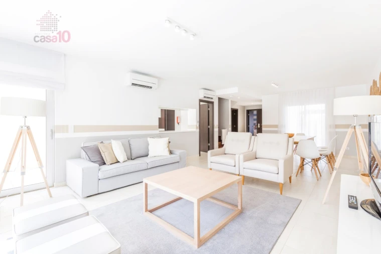 Moradia T3 para Venda em Quarteira Foto 11