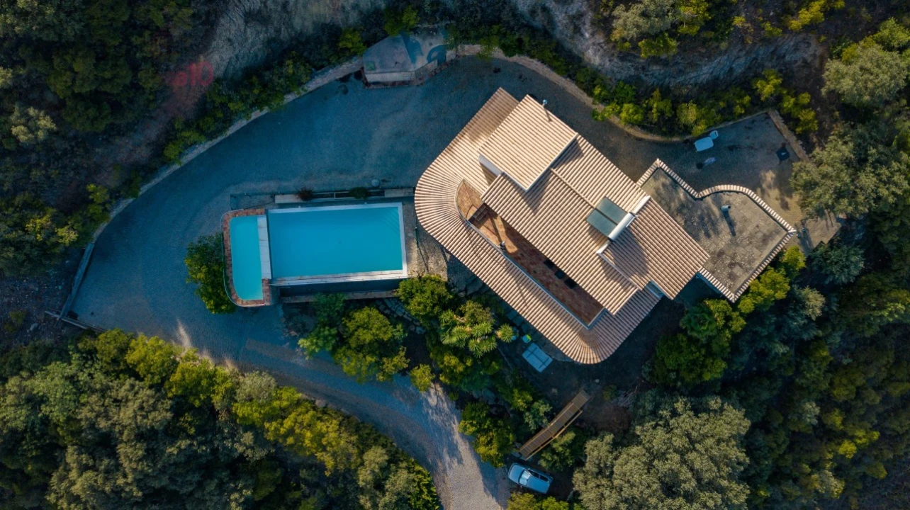 Quinta T4 para Venda em Santa Barbara de Nexe Foto 6