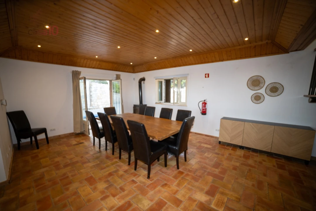 Quinta T4 para Venda em Santa Barbara de Nexe Foto 22