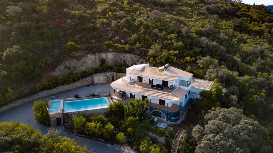 Quinta T4 para Venda em Santa Barbara de Nexe Foto 5