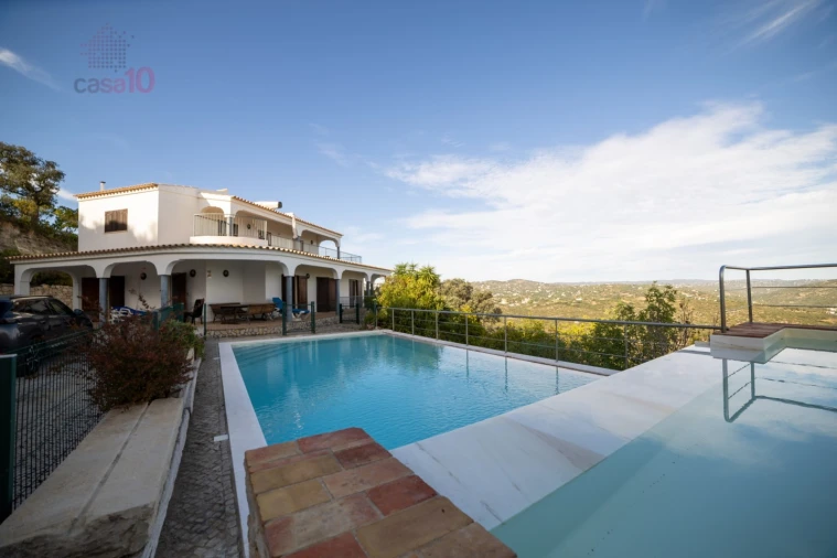 Quinta T4 para Venda em Santa Barbara de Nexe Foto 14