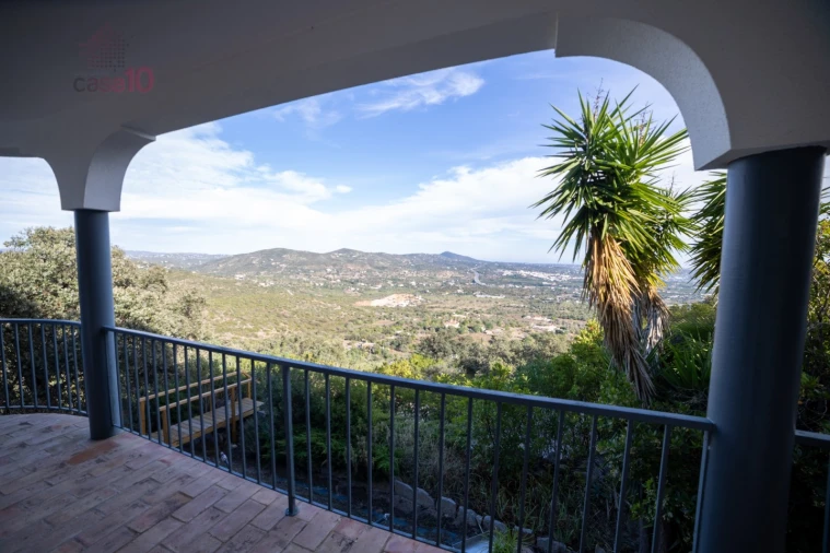 Quinta T4 para Venda em Santa Barbara de Nexe Foto 19