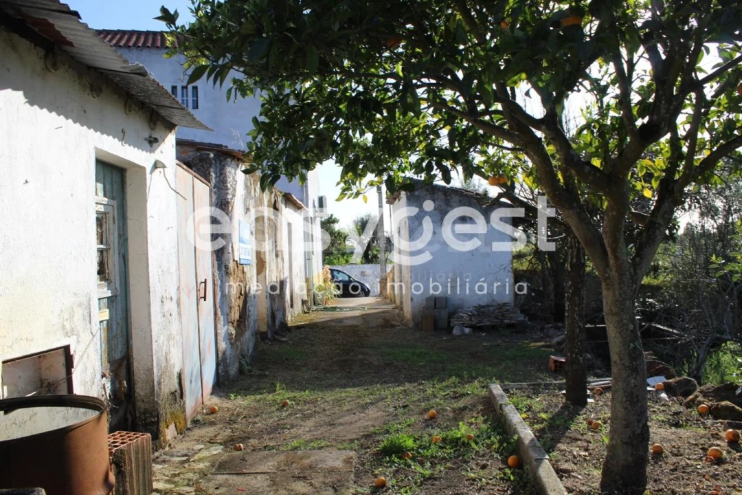 Moradia T2 para Venda em Asseiceira Foto 2