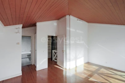 Moradia T8 para Venda em Cascais e Estoril