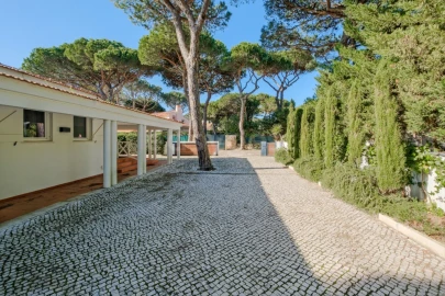 Moradia T8 para Venda em Cascais e Estoril