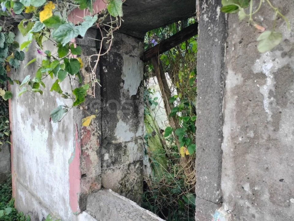 Moradia T1 para Venda em Lajes Foto 16