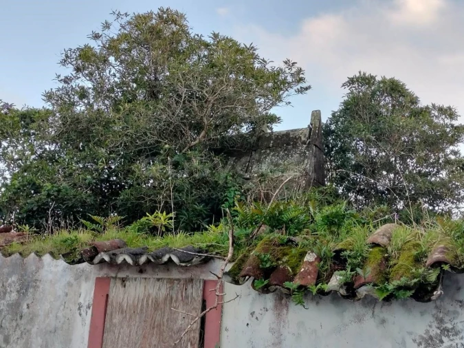 Moradia T1 para Venda em Lajes Foto 14