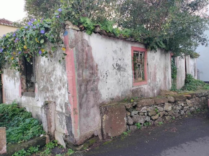 Moradia T1 para Venda em Lajes Foto 20