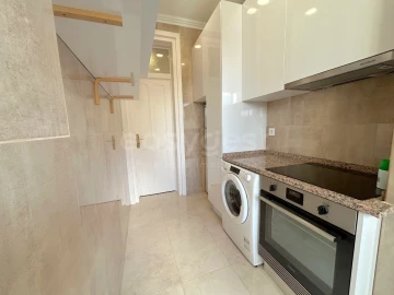Apartamento T1 para Venda em Campo de Ourique