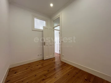 Apartamento T1 para Venda em Campo de Ourique