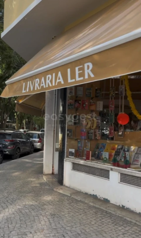 Apartamento T1 para Venda em Campo de Ourique