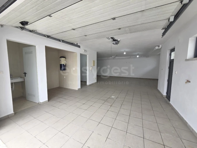 Moradia T5 para Venda em Laranjeiro e Feijó Foto 21