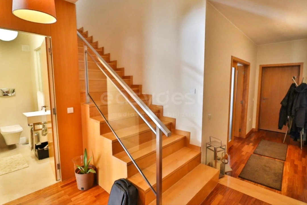 Moradia T3 para Venda em Barrô e Aguada de Baixo Foto 22