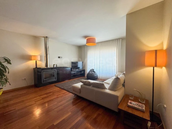 Moradia T3 para Venda em Barrô e Aguada de Baixo Foto 9