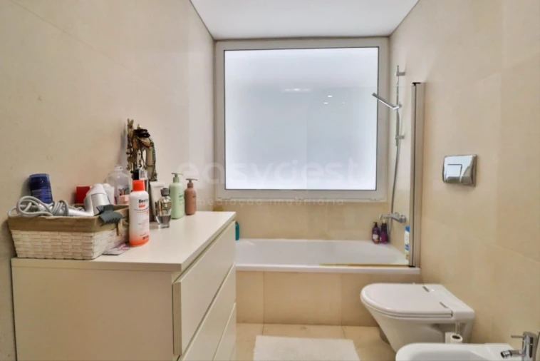 Moradia T3 para Venda em Barrô e Aguada de Baixo Foto 31