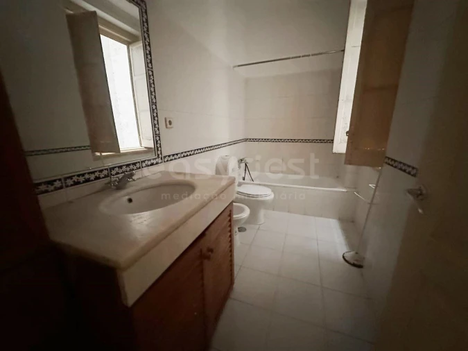 Apartamento T5 para Venda em Avenidas Novas Foto 8