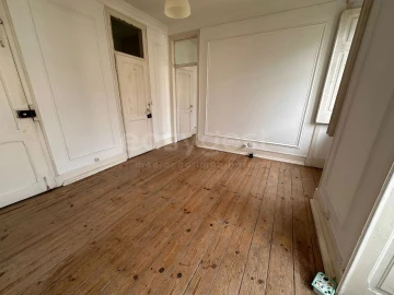 Apartamento T5 para Venda em Avenidas Novas