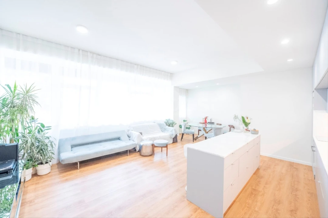 Apartamento T2 para Venda em Areeiro Foto 1