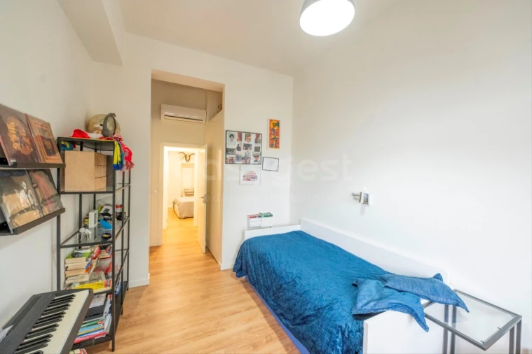 Apartamento T2 para Venda em Areeiro Foto 13