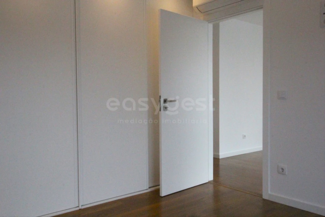 Moradia T4 para Venda em Lourinhã e Atalaia Foto 13