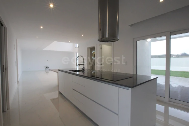 Moradia T4 para Venda em Lourinhã e Atalaia