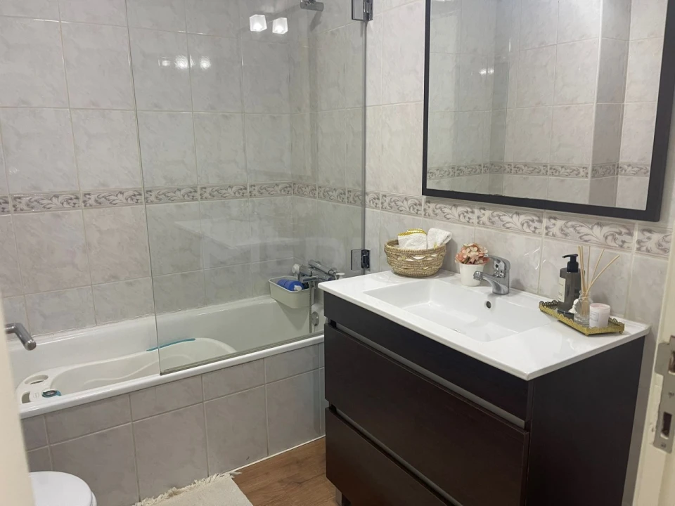 Apartamento T3 para Venda em Vila Nova de Famalicão e Calendário Foto 17